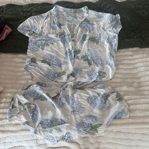 Floral Blue and White Pajama Set